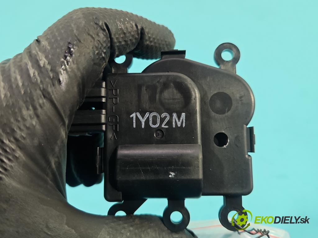 Mazda 3 II BL 2008-2013 1.6 CiTD 116 hp manual 85 kW 1560 cm3 5- motorek topení 1Y02M