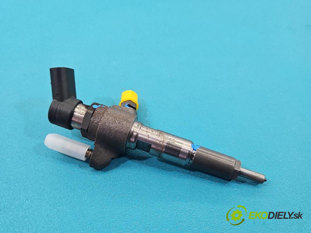 Mazda 3 II BL 2008-2013 1.6 CiTD 116 HP manual 85 kW 1560 cm3 5- vstrek 9674973080 (Vstrekovač paliva)