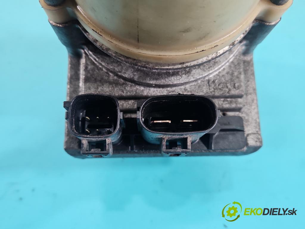 Mazda 3 II BL 2008-2013 1.6 CiTD 116 HP manual 85 kW 1560 cm3 5- čerpadlo posilovač  (Servočerpadlo)