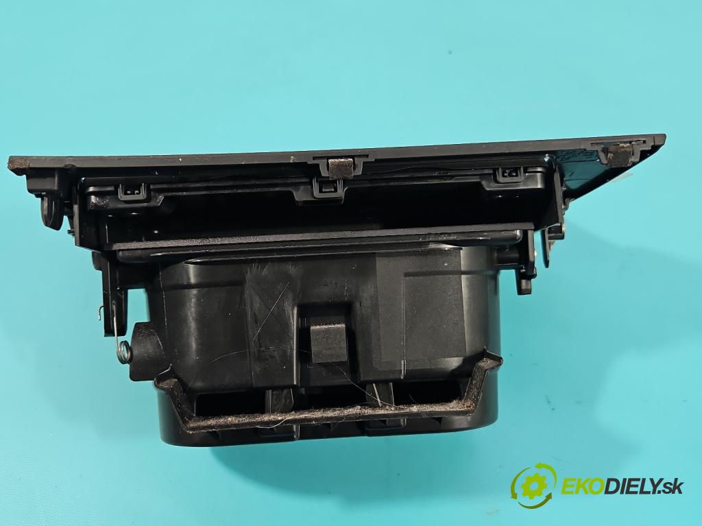 Mazda 3 II BL 2008-2013 1.6 CiTD 116 hp manual 85 kW 1560 cm3 5- Rukojeť: na napoje: BBP3-64361 (Držák nápojů)