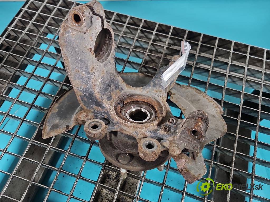 Mazda 3 II BL 2008-2013 1.6 CiTD 116 hp manual 85 kW 1560 cm3 5- náboj pravé  (Náboj kola)