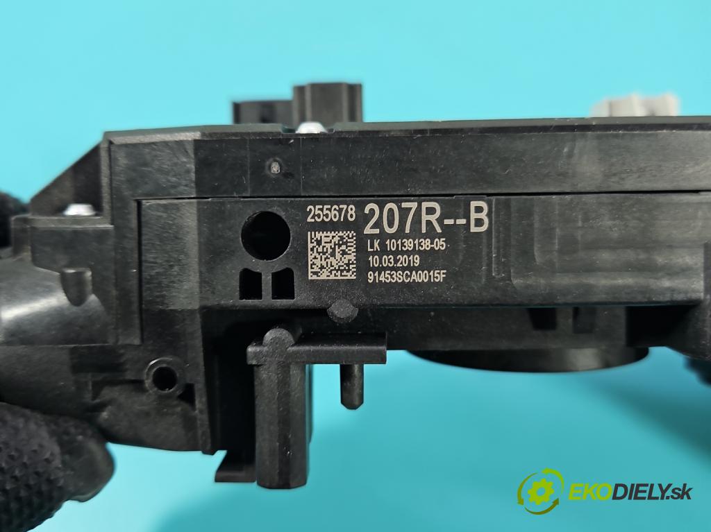 Dacia Duster II 2018-2024 1.6 16V 114 HP manual 84 kW 1598 cm3 5- prepínač komplex: 255678207R (Prepínacie páčky pod volantom)