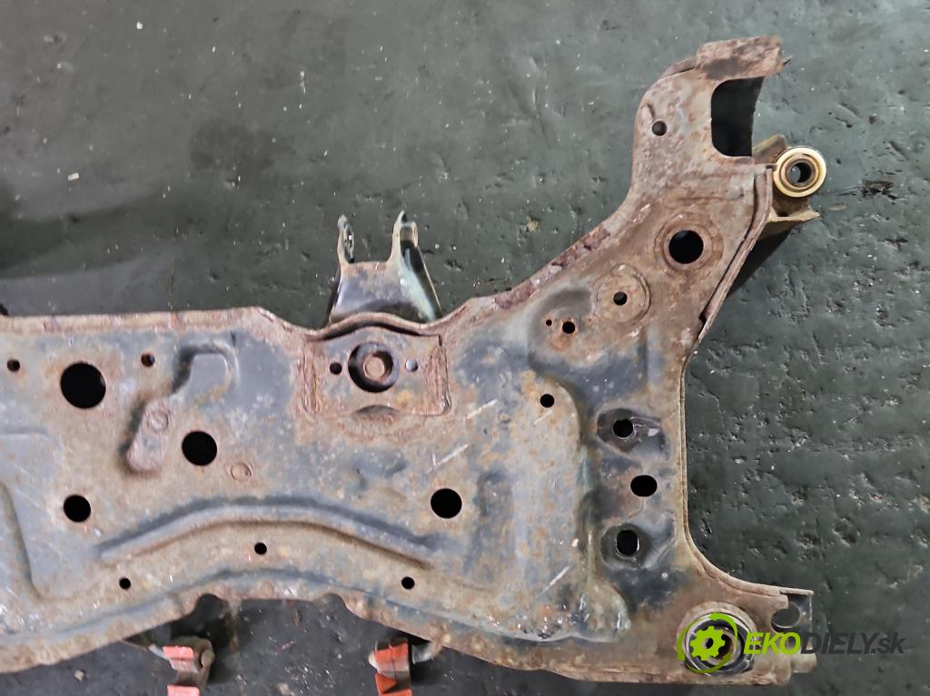 Mazda 3 II BL 2008-2013 1.6 CiTD 116 hp manual 85 kW 1560 cm3 5- výztuha motoru