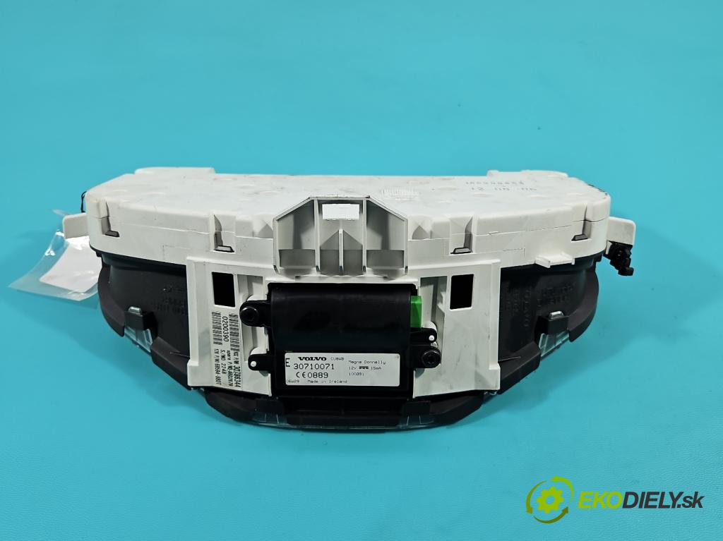 Volvo V50 2.0d 136 HP manual 100 kW 1997 cm3 5- prístrojovka/ budíky 30710071 (Prístrojová doska)
