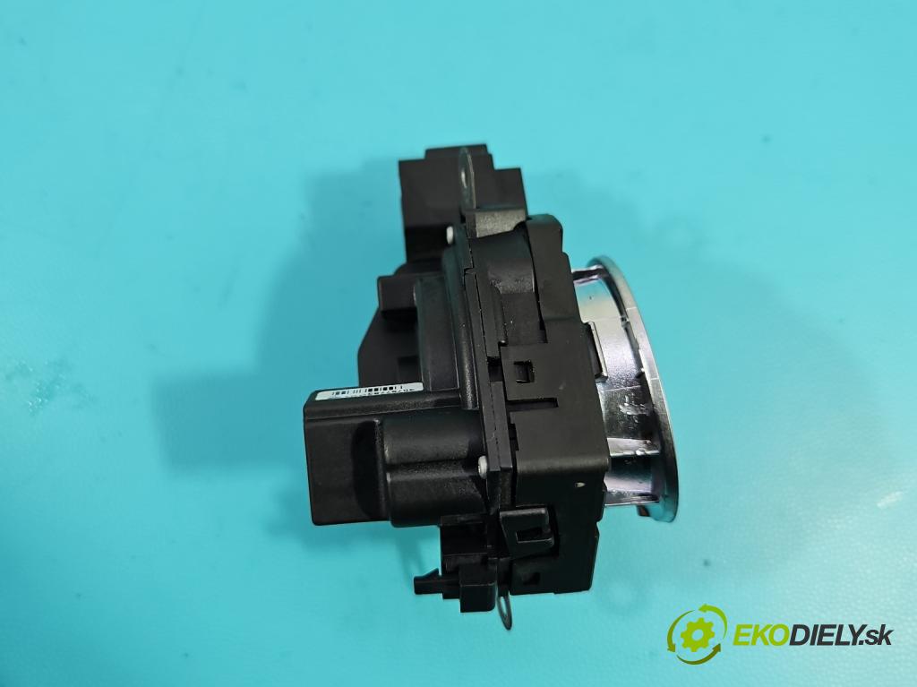 Volvo V50 2.0d 136 HP manual 100 kW 1997 cm3 5- Spínačka 30797783 (Spínacia skrinka)