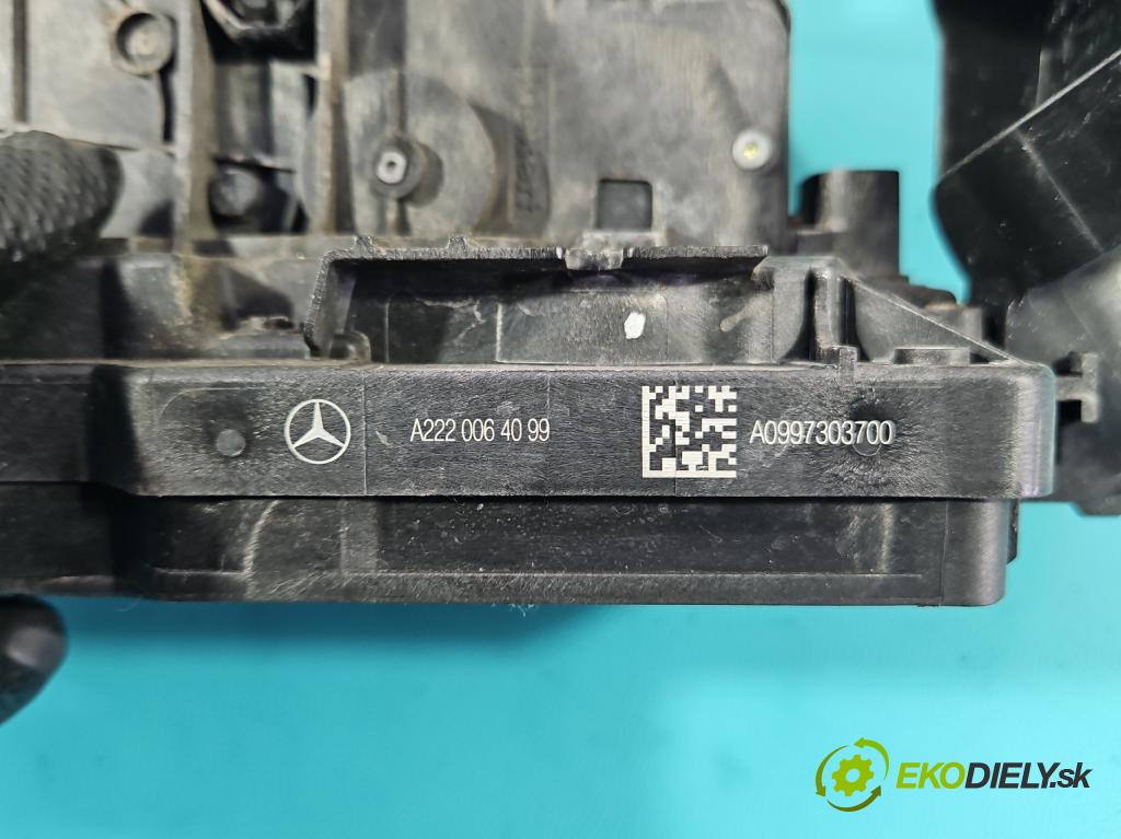 Mercedes E W213 2016-2023 2.0 CDI 194KM automatic 143 kW 1950 cm3 5- zámek zadní levý A2220064099