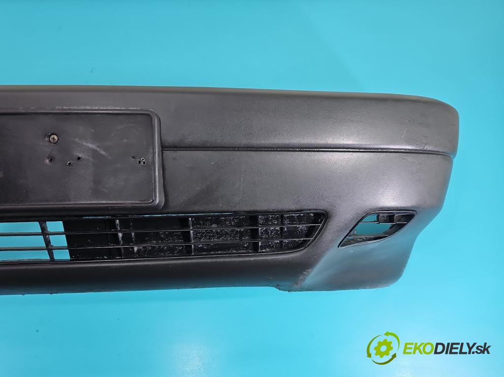Audi 80 B3 1986-1991 1.8 90 HP manual 66 kW 1781 cm3 4- nárazník predné  (Kľučka dverí ostatné)