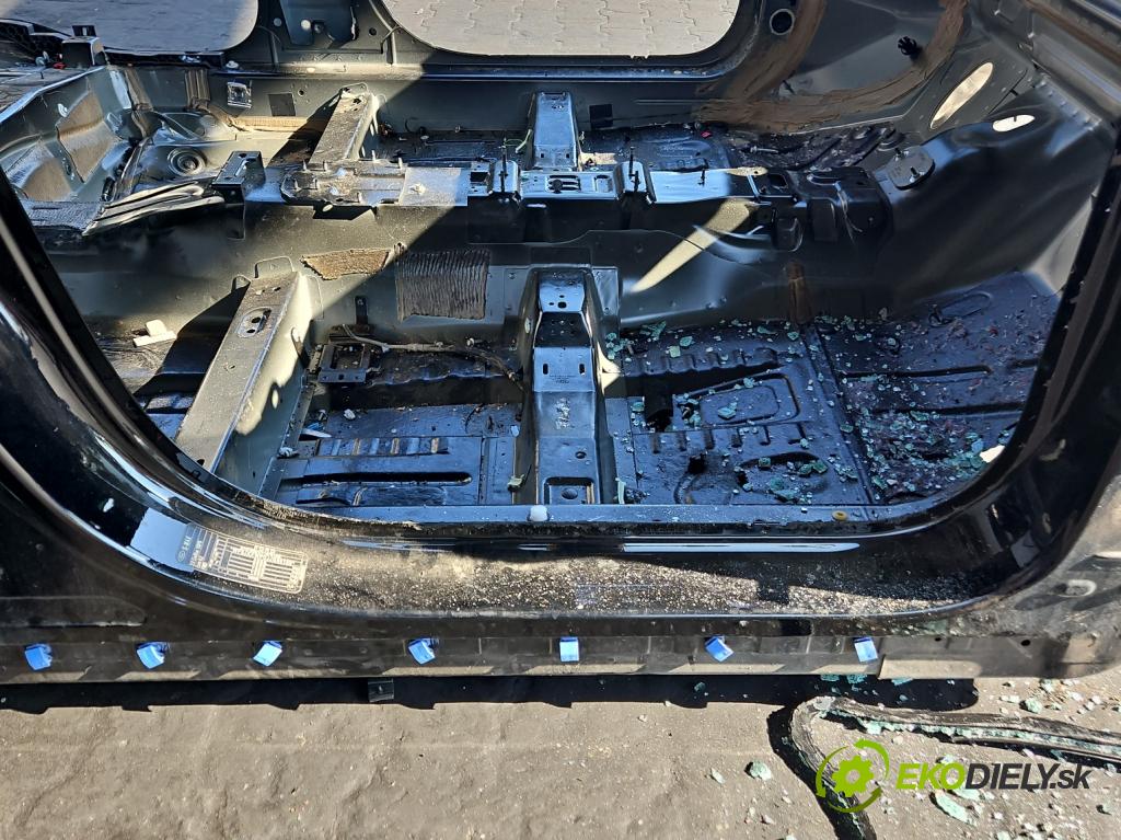 Ford S-max II 15-23 2.0 tdci 150 HP automatic 110 kW 1995 cm3 5- Práh: pravý  (Karoséria ostatné)