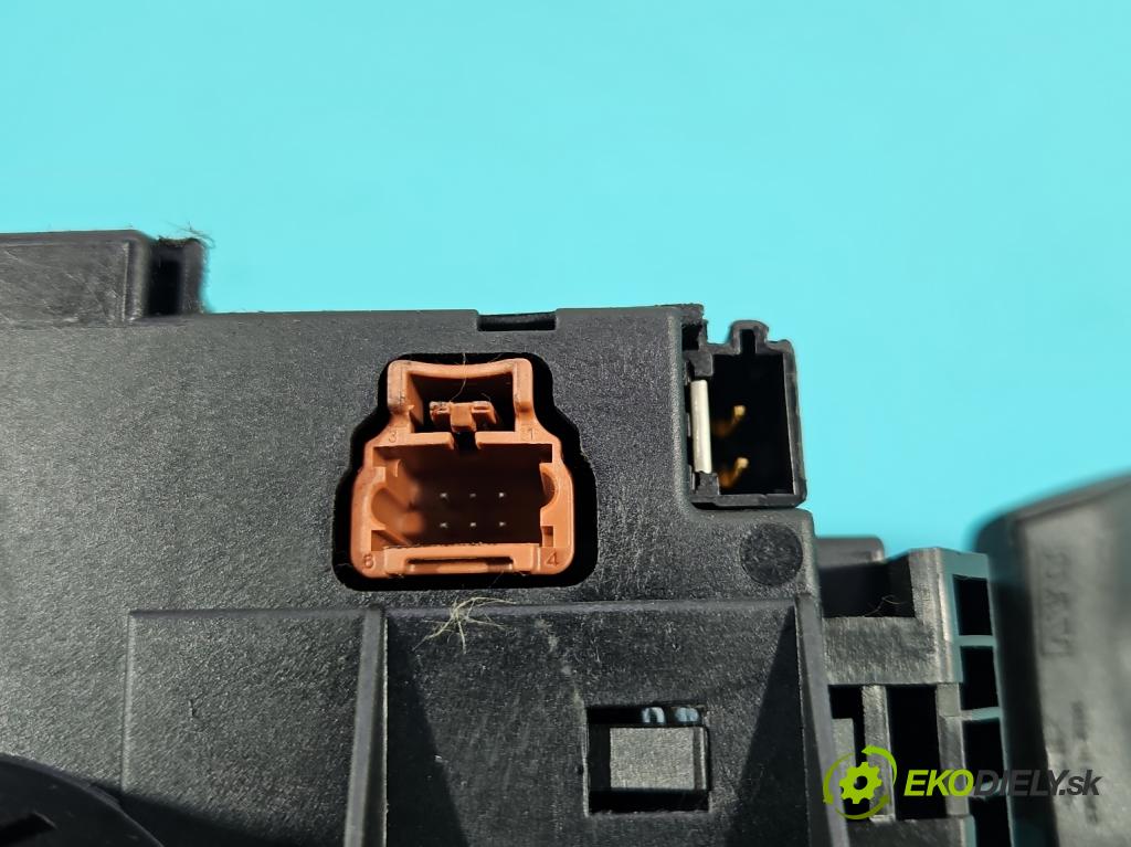 Peugeot 206 1.4 16V 88 HP manual 65 kW 1360 cm3 5- prepínač komplex: 96605636XT (Prepínacie páčky pod volantom)