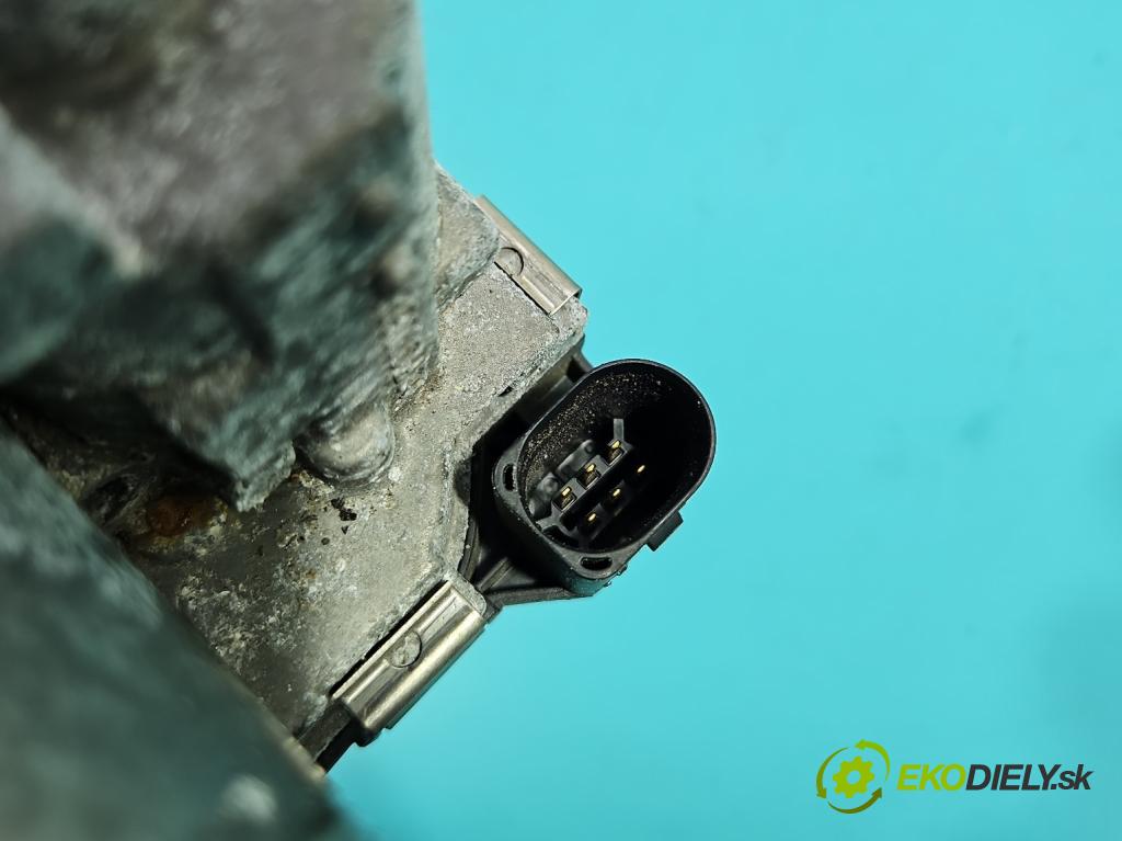 Skoda Fabia III 2014- 2021 1.2 TSI 90 HP manual 66 kW 1197 cm3 5- klapka 03F133062B (Škrtiaca klapka)