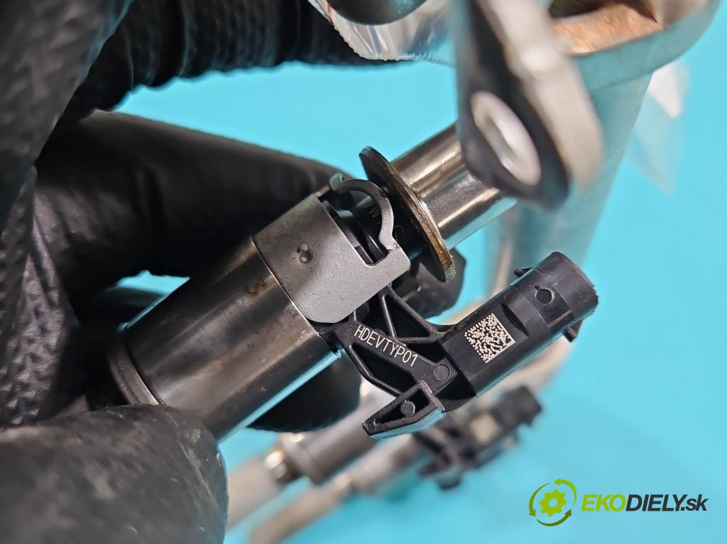 Skoda Fabia III 2014- 2021 1.2 TSI 90 HP manual 66 kW 1197 cm3 5- vstrek 04E133320D (Vstrekovač paliva)