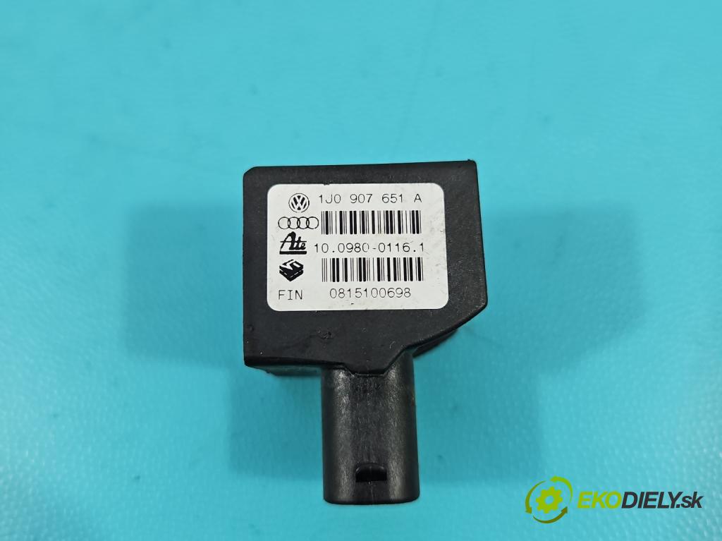 Vw Golf IV 1997-2003 1.9 tdi 116 hp manual 85 kW 1896 cm3 3- snímač ESP 1J0907651A
