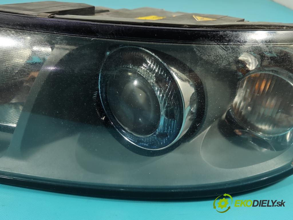 Volvo V50 2.0d 136 HP manual 100 kW 1997 cm3 5- Reflektor: ľavý 30698889 (Kľučka dverí ostatné)