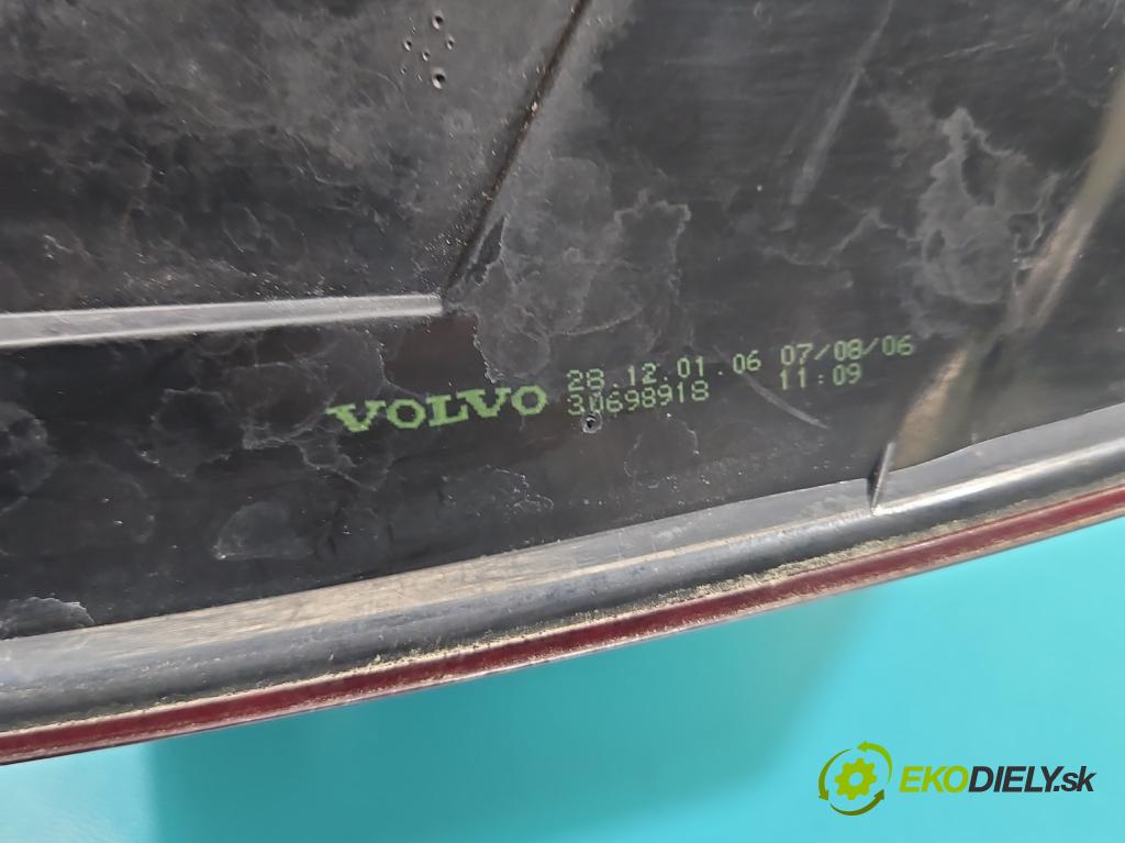 Volvo V50 2.0d 136 HP manual 100 kW 1997 cm3 5- svetlo / reflektor zadné ľavé 30698918 (Kľučka dverí ostatné)
