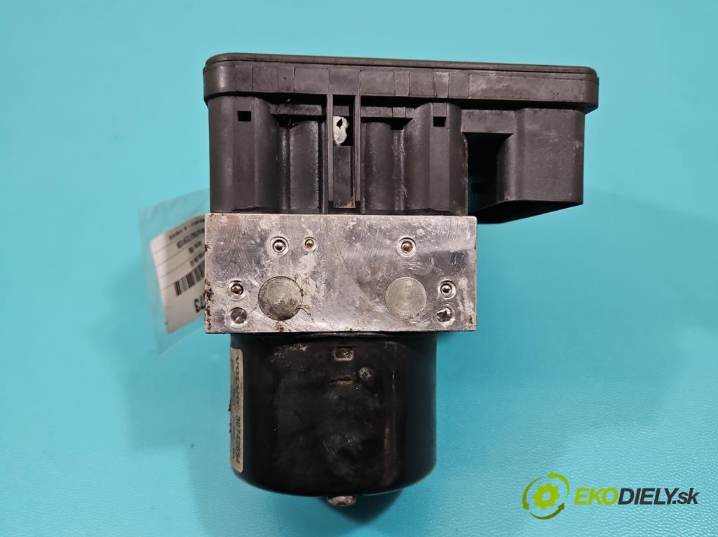 Volvo V50 2.0d 136 HP manual 100 kW 1997 cm3 5- čerpadlo abs 30742654 (Pumpa ABS)