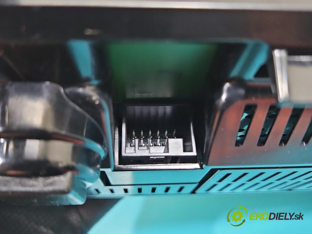 Bmw 3 G20 2018- 2.0 T 184hp automatic 135 kW 1998 cm3 4- prístrojovka/ budíky 9842918 (Prístrojová doska)