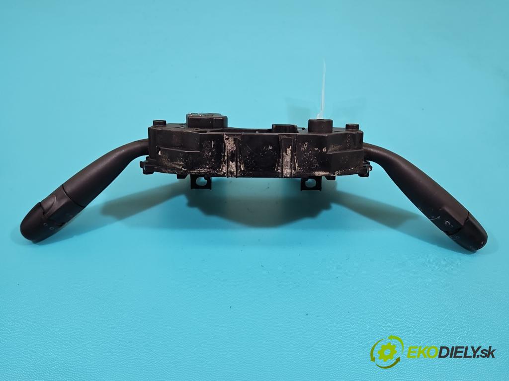 Citroen C4 I 2004-2011 1.4 16V 88 HP manual 65 kW 1360 cm3 5- prepínač komplex: 96627925XT (Prepínacie páčky pod volantom)