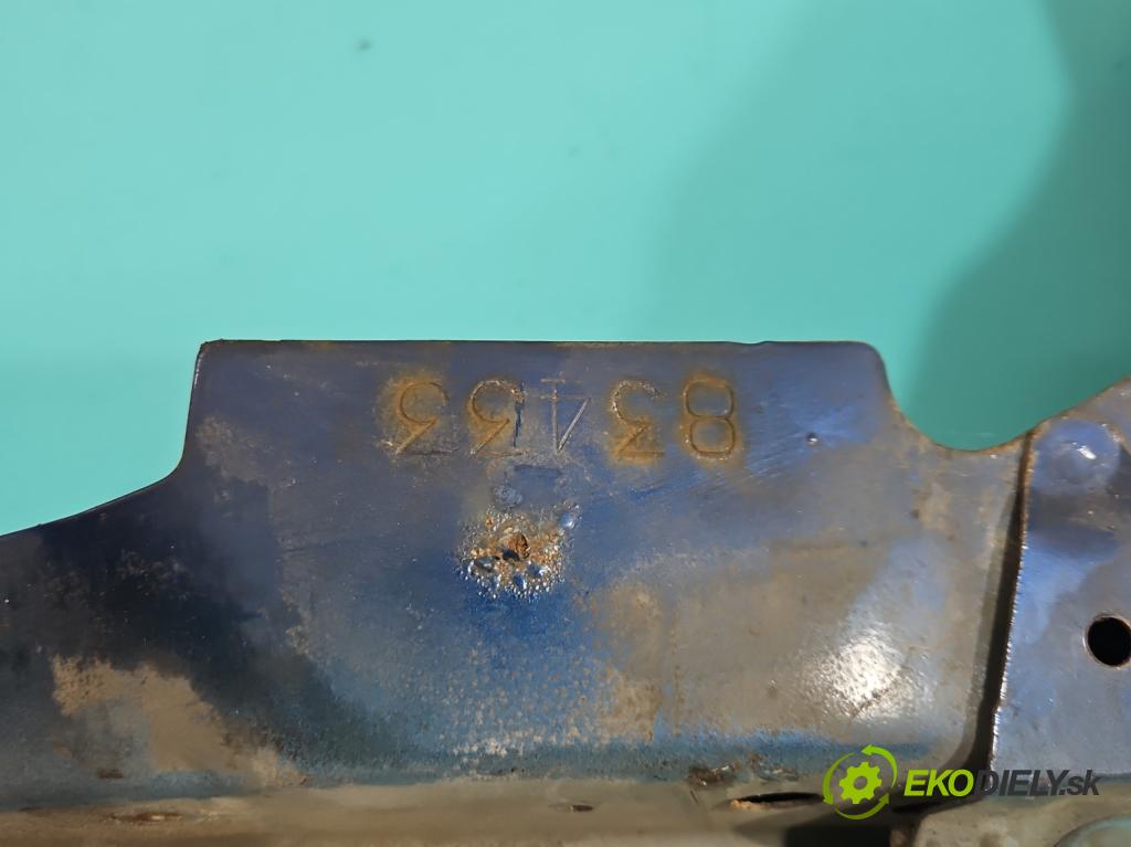 Toyota Aygo 2005-2014 1.0 VVTI 68 hp manual 50 kW 998 cm3 5- stěna přední  (Přední výztuha)