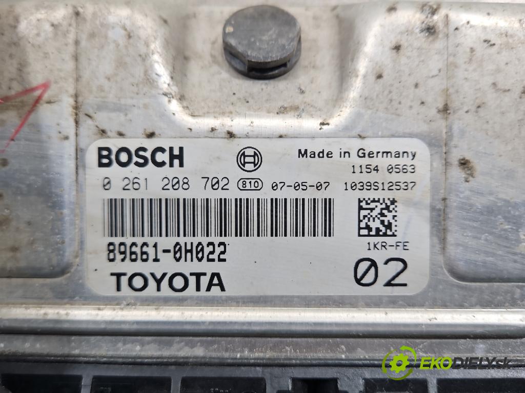 Toyota Aygo 2005-2014 1.0 VVTI 68 HP manual 50 kW 998 cm3 5- riadiaca jednotka motora 0261208702