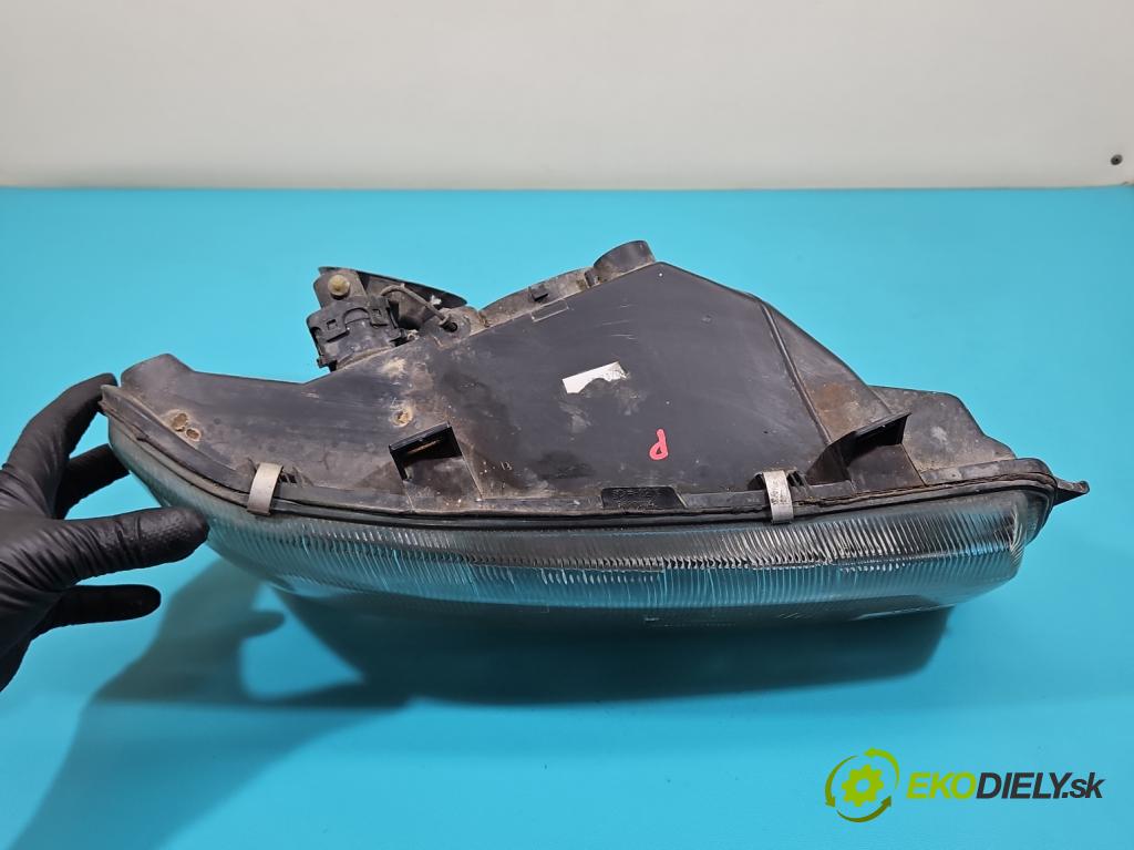 Opel Movano I 1999-2003 2.8 TD 114 HP manual 84 kW 2799 cm3 5- Reflektor: pravý  (Svetlo predné pravé)