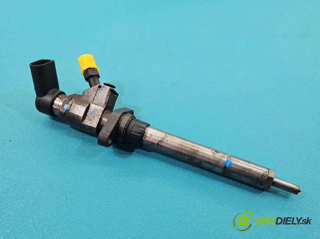 Volvo V50 2.0d 136 HP manual 100 kW 1997 cm3 5- vstrek 9657144580 (Vstrekovač paliva)