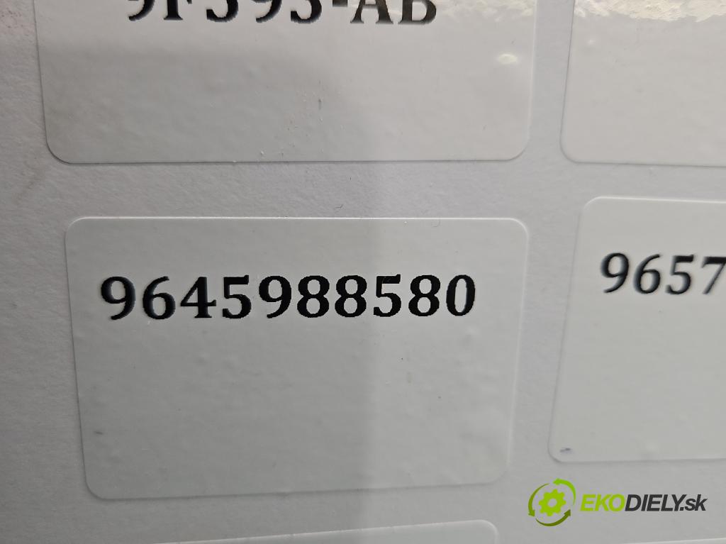 Volvo V50 2.0d 136 HP manual 100 kW 1997 cm3 5- vstrek 9657144580 (Vstrekovač paliva)