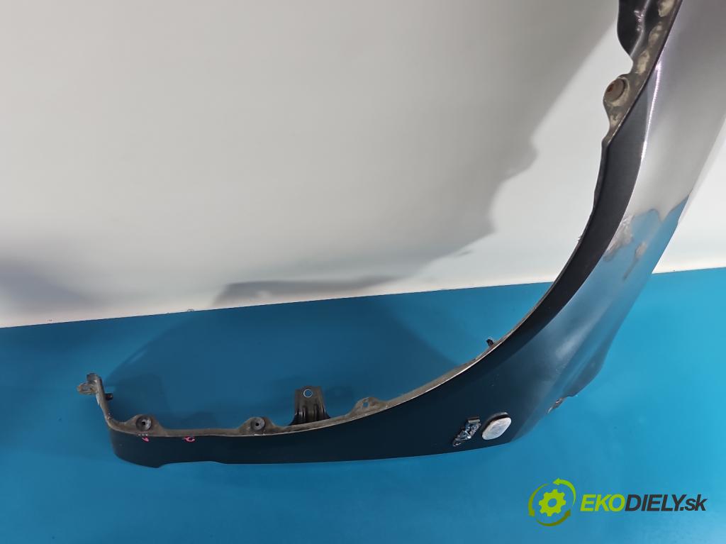 Toyota Corolla E12 2001-2009 2.0 D4D 90 hp manual 66 kW 1995 cm3 5- blatnik přední levý  (Levý přední blatník)