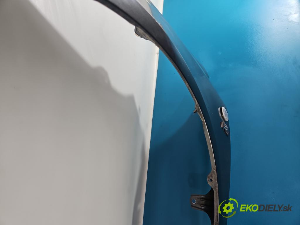 Toyota Corolla E12 2001-2009 2.0 D4D 90 hp manual 66 kW 1995 cm3 5- blatnik přední levý  (Levý přední blatník)