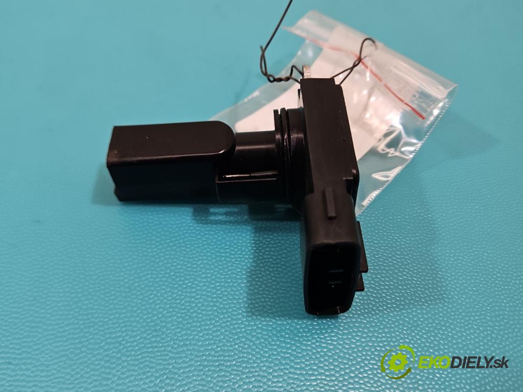 Toyota Corolla E12 2001-2009 2.0 D4D 90 HP manual 66 kW 1995 cm3 5- průtokoměr: 22204-27010 (Váha vzduchu)