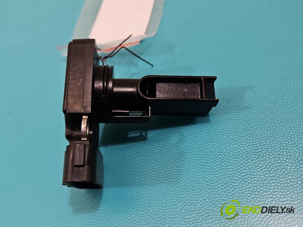 Toyota Corolla E12 2001-2009 2.0 D4D 90 HP manual 66 kW 1995 cm3 5- průtokoměr: 22204-27010 (Váha vzduchu)