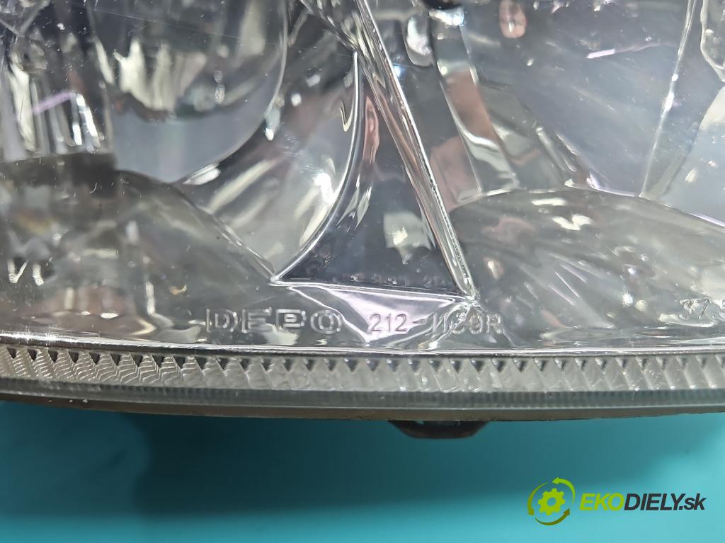 Toyota Corolla E12 2001-2009 2.0 D4D 90 HP manual 66 kW 1995 cm3 5- Reflektor: pravý 08-212-11C9R (Svetlo predné pravé)