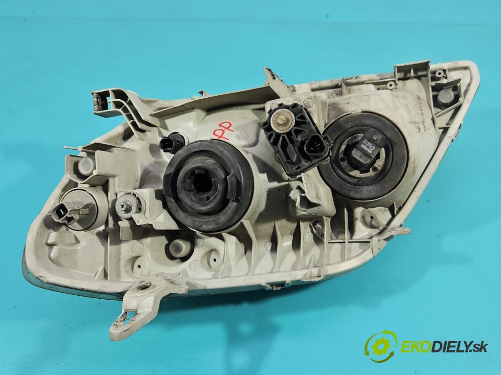 Toyota Corolla E12 2001-2009 2.0 D4D 90 HP manual 66 kW 1995 cm3 5- Reflektor: pravý 08-212-11C9R (Svetlo predné pravé)