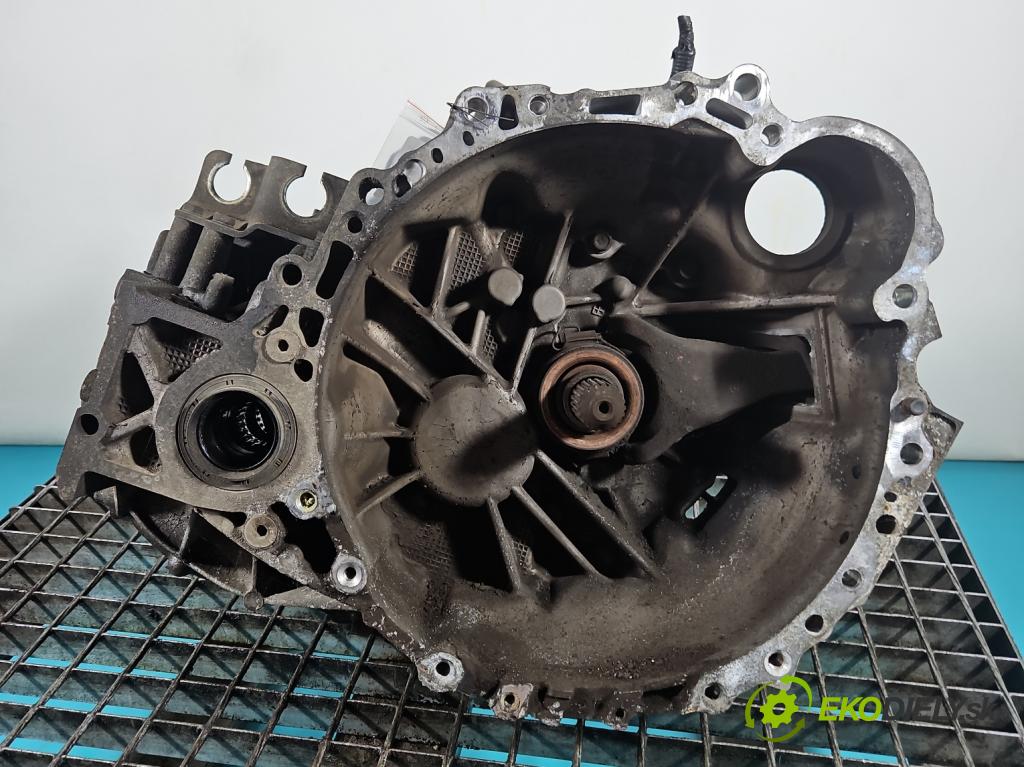 Toyota Corolla E12 2001-2009 2.0 D4D 90 HP manual 66 kW 1995 cm3 5- prevodovka stupeň,rýchlosť manual 350C