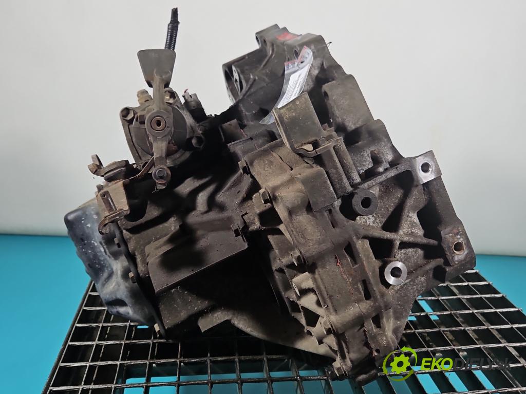 Toyota Corolla E12 2001-2009 2.0 D4D 90 HP manual 66 kW 1995 cm3 5- prevodovka stupeň,rýchlosť manual 350C