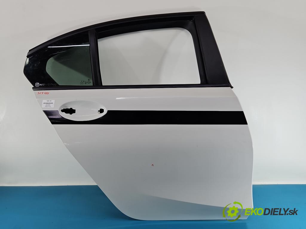 Bmw 3 G20 2018- 2.0 T 184 hp automatic 135 kW 1998 cm3 4- dveře zadní pravé  (Klika dveří ostatní)