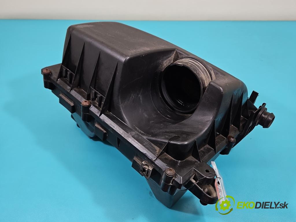 Opel Vectra C 2002-2008 3.2 V6 211KM automatic 155 kW 3175 cm3 5- obal filtra vzduchu 9177265 (Obal vzduchového filtra)