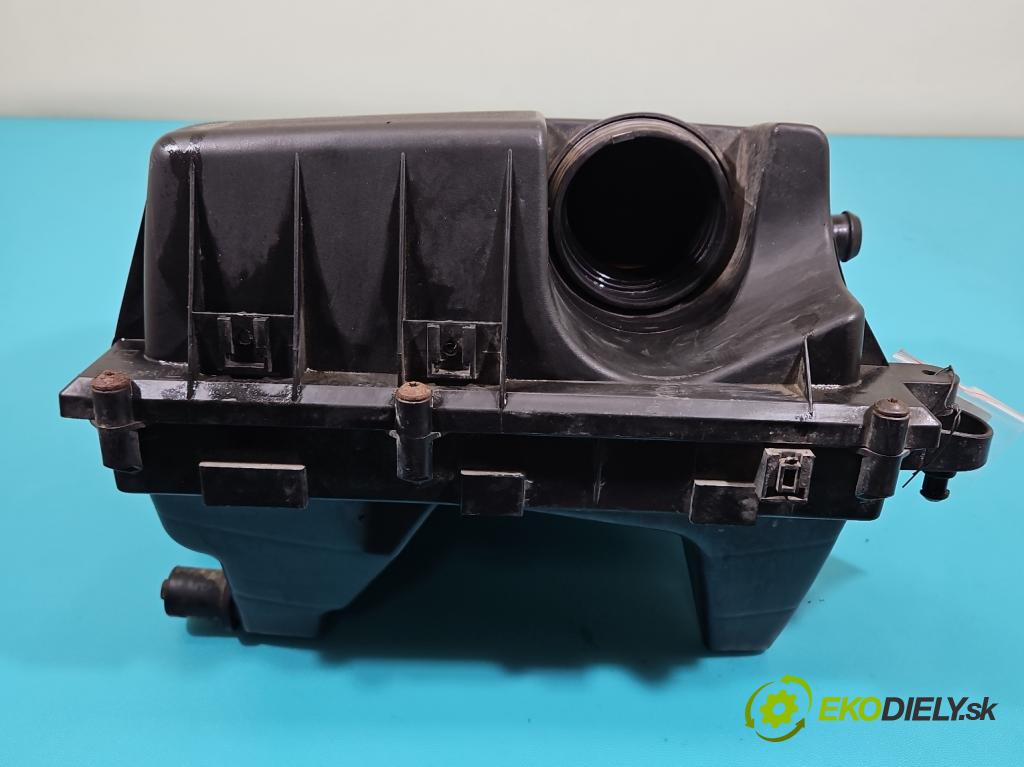 Opel Vectra C 2002-2008 3.2 V6 211KM automatic 155 kW 3175 cm3 5- obal filtra vzduchu 9177265 (Obal vzduchového filtra)