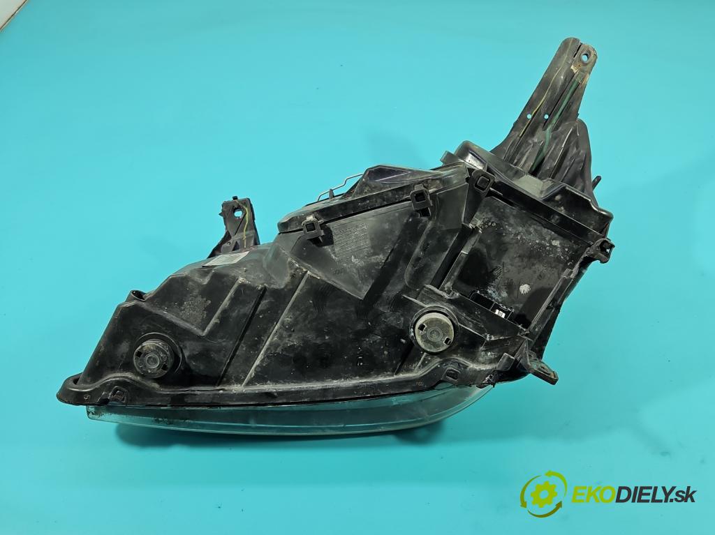 Opel Vectra C 2002-2008 3.2 V6 211KM automatic 155 kW 3175 cm3 5- Reflektor: pravý 13170934 (Svetlo predné pravé)
