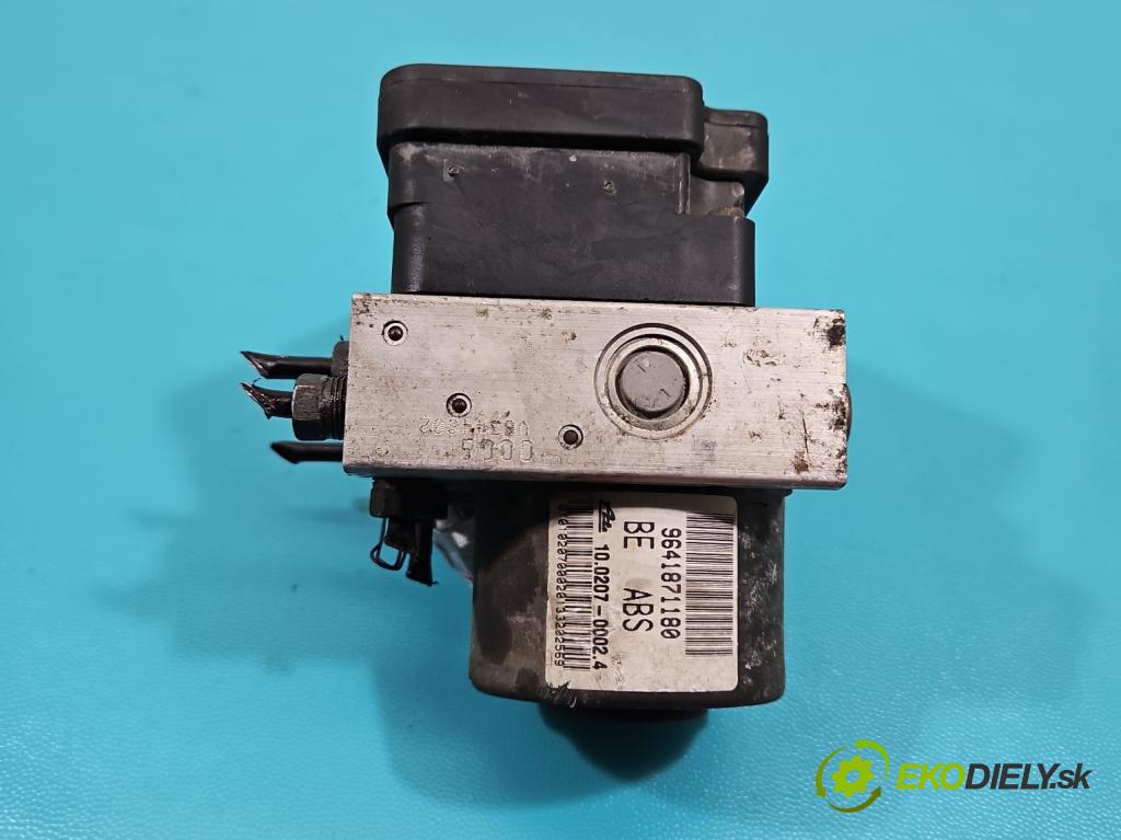 Peugeot 206 1.6 16V 109 HP manual 80 kW 1587 cm3 3- čerpadlo abs 9641871180 (Pumpa ABS)