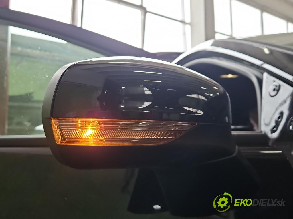 Ford Puma II MK2 2019- 1.0 EcoBoost: 155 hp manual 114 kW 999 cm3 5- zpětné zrcátko pravé  (Klika dveří ostatní)