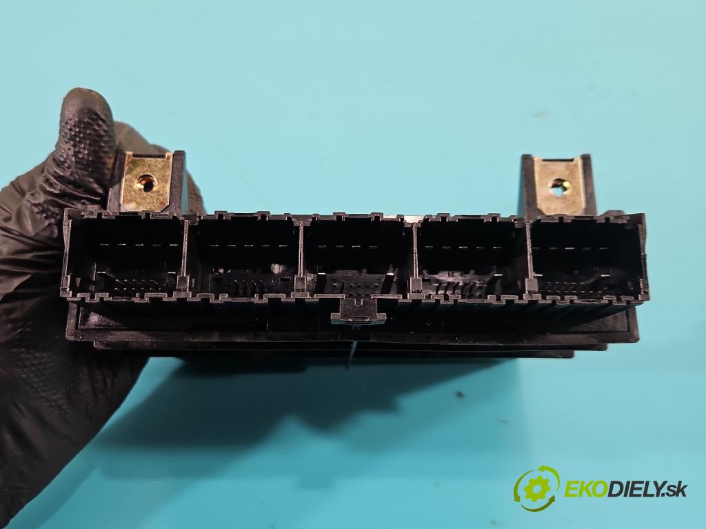 Ford Fiesta Mk6 2002-2008 1.2 16V 75 HP manual 55 kW 1242 cm3 5- riadiaca jednotka motora 4S61-12A650-SC