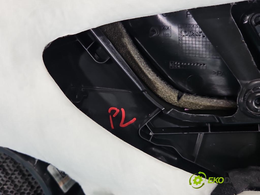 Bmw 3 G20 2018- 2.0 T 184 hp automatic 135 kW 1998 cm3 4- Tapacír: dveře přední levé 83869531