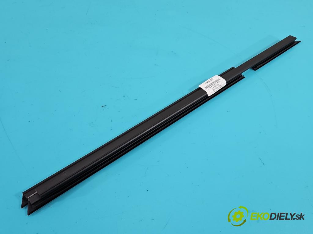 Bmw 3 G20 2018- 2.0 T 184 hp automatic 135 kW 1998 cm3 4- Těsnění: dveře zadní levé 7407421-11 (Karoserie ostatní)