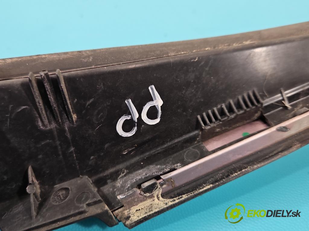 Mercedes E W213 2016-2023 2.0 CDI 194KM: automatic 143 kW 1950 cm3 5- lišta Okna: čelné: pravé A2136901282