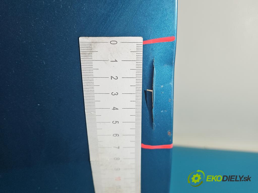 Nissan Almera tino 1.8 16V 116 hp manual 85 kW 1769 cm3 5- zadní kufrové dveře  (Zadní kapota (kufr))