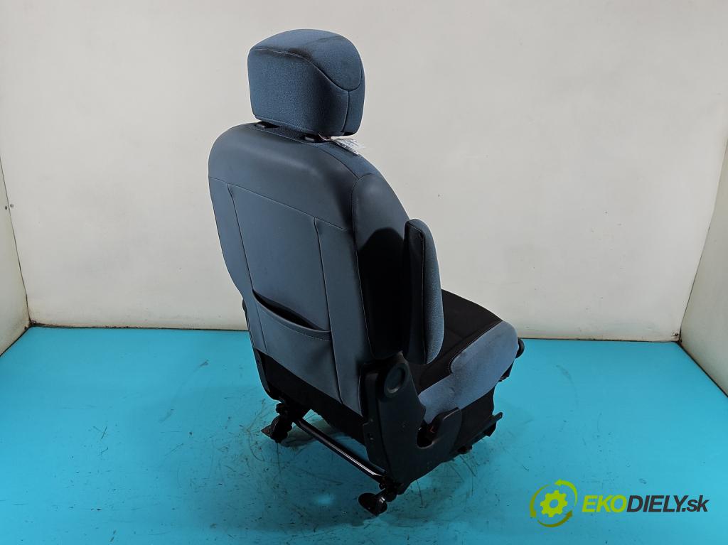 Citroen Berlingo II 2008-2018 1.6 hdi 92 hp manual 68 kW 1560 cm3 5- Sedadlo levý  (Sedadlo)