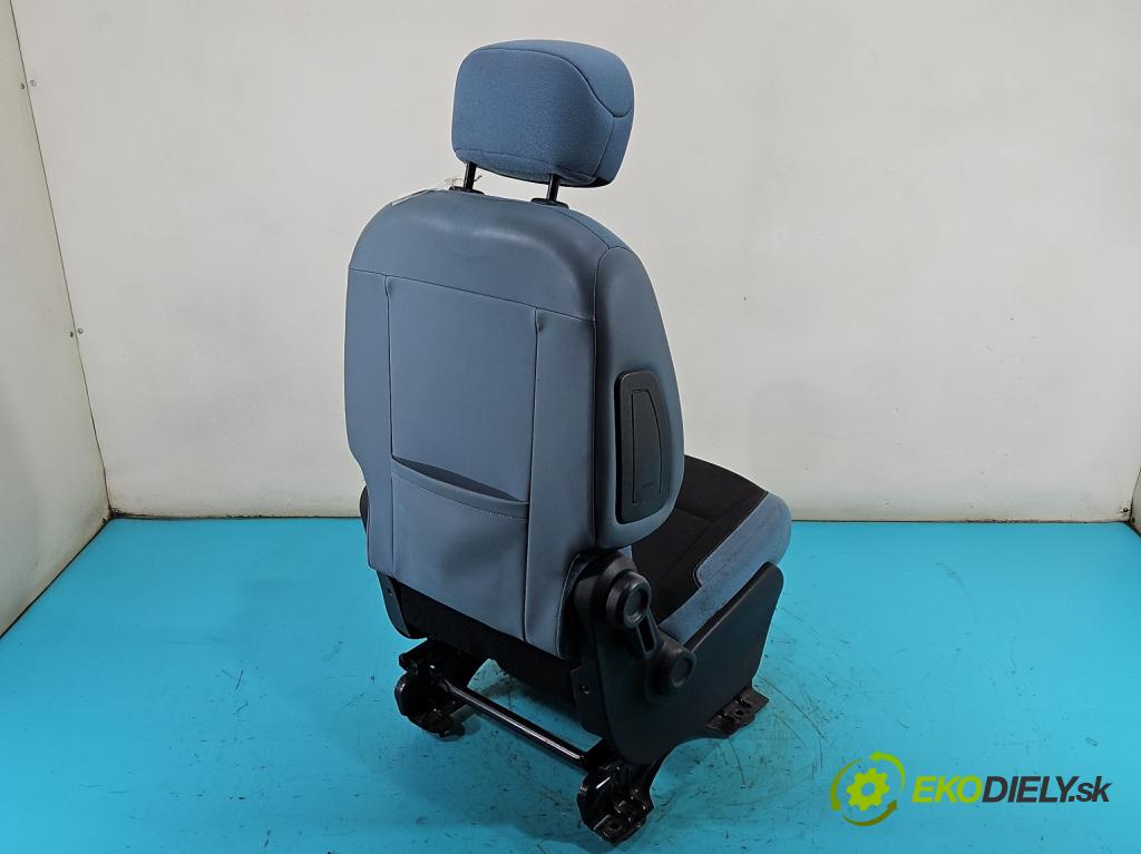 Citroen Berlingo II 2008-2018 1.6 hdi 92 HP manual 68 kW 1560 cm3 5- Sedačka pravý  (Sedadlo)