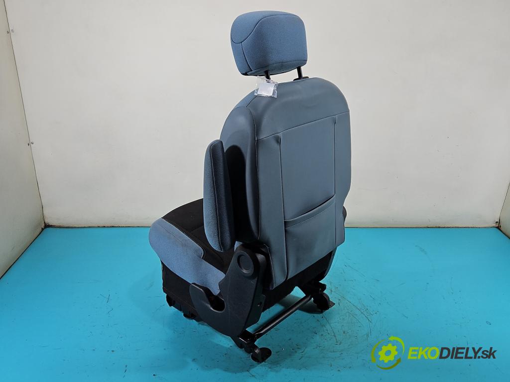 Citroen Berlingo II 2008-2018 1.6 hdi 92 HP manual 68 kW 1560 cm3 5- Sedačka pravý  (Sedadlo)