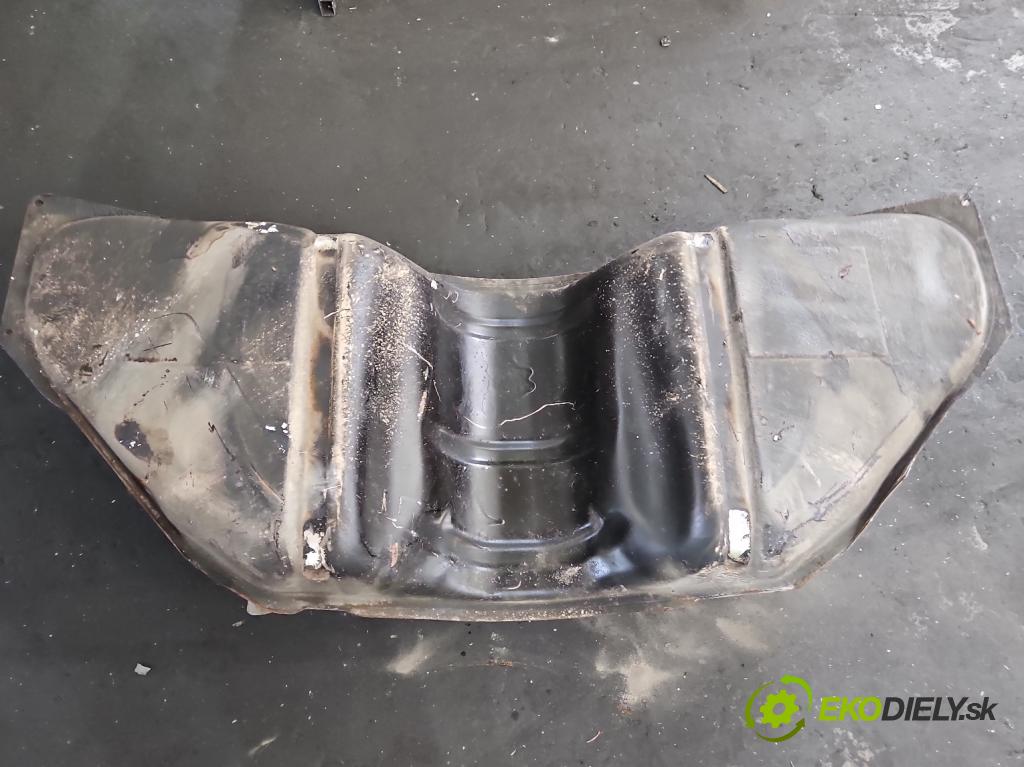 Infiniti FX I 2003-2008 3.5 V6 280KM automatic 206 kW 3498 cm3 5- Nádrž: paliva  (Palivová nádrž)