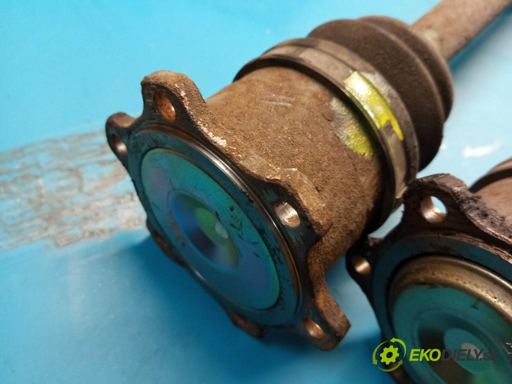 Infiniti FX I 2003-2008 3.5 V6 280KM: automatic 206 kW 3498 cm3 5- poloos zadné ľavé